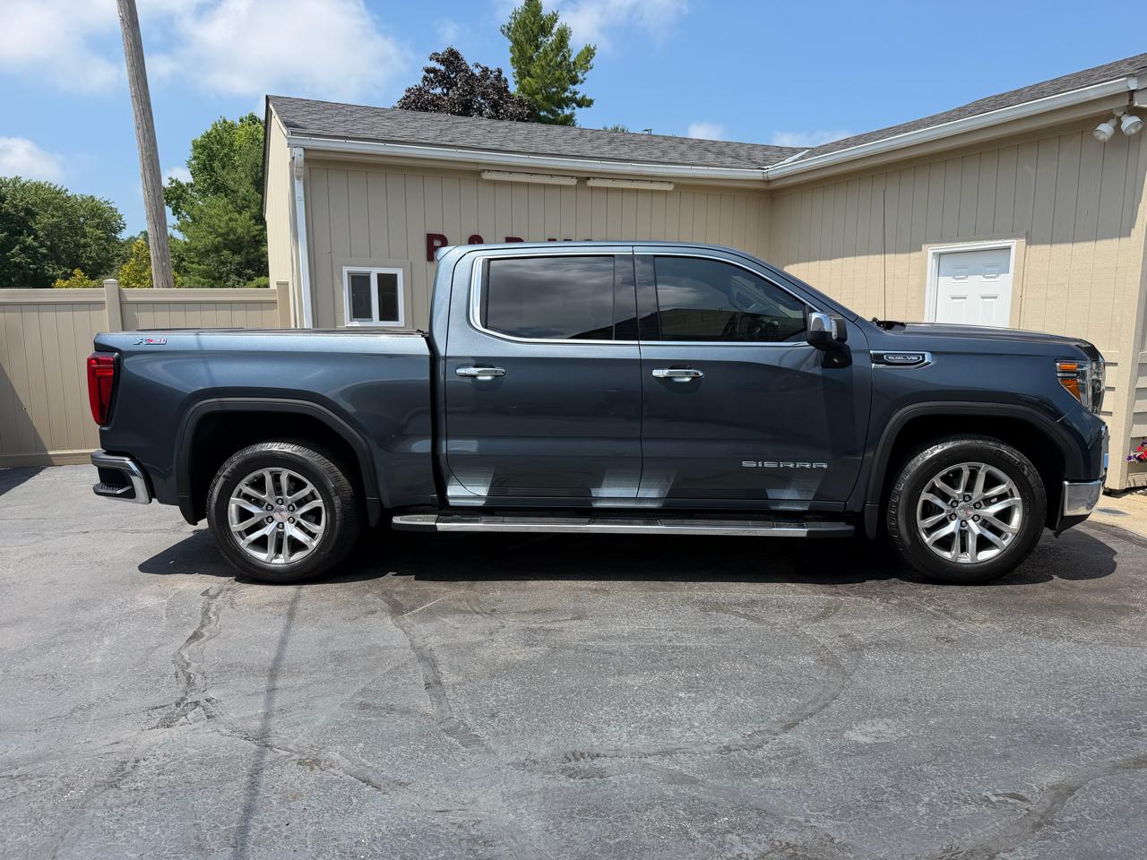 gmc sierra 1500 2020 3GTU9DED9LG251559 image gmc sierra 1500 2020 3GTU9DED9LG251559 image